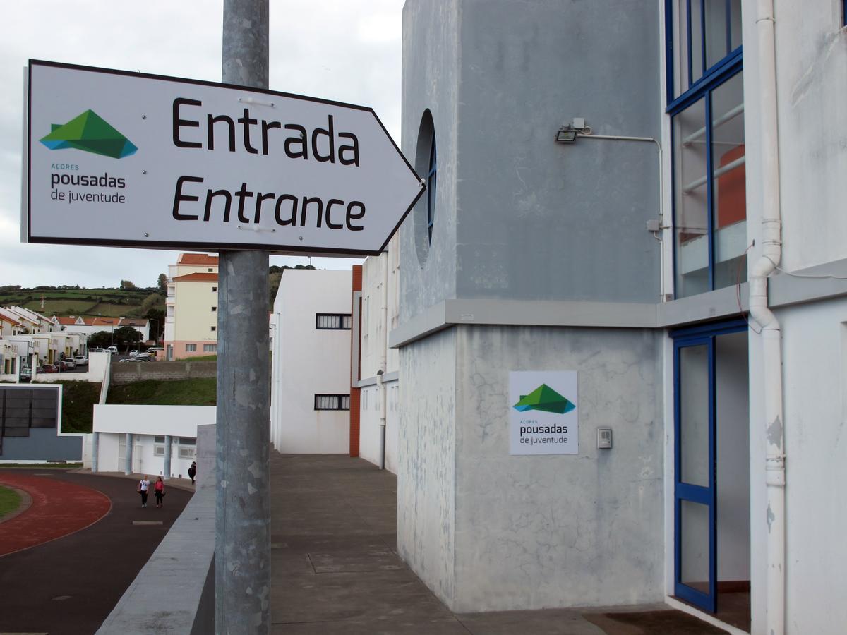 Azores Youth Hostels - Sao Miguel Ponta Delgada Buitenkant foto