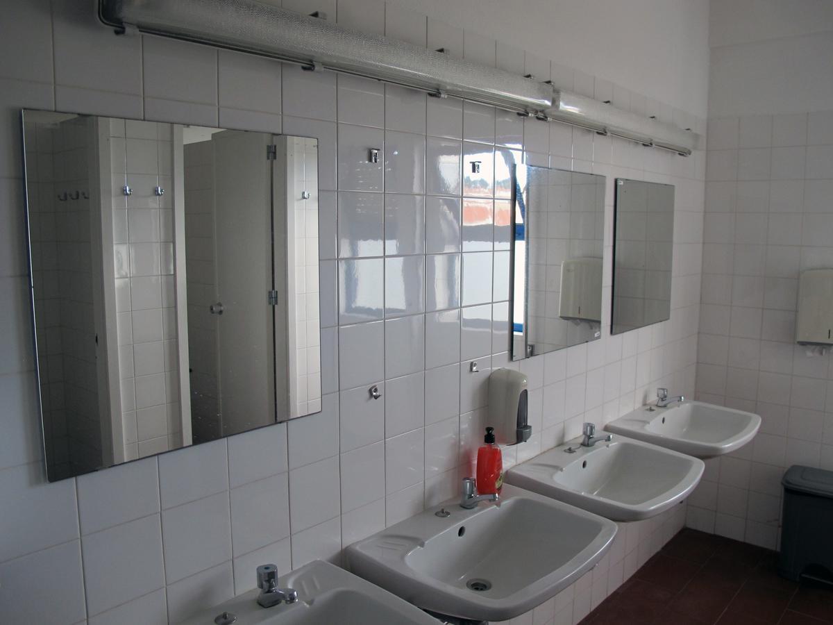 Azores Youth Hostels - Sao Miguel Ponta Delgada Buitenkant foto