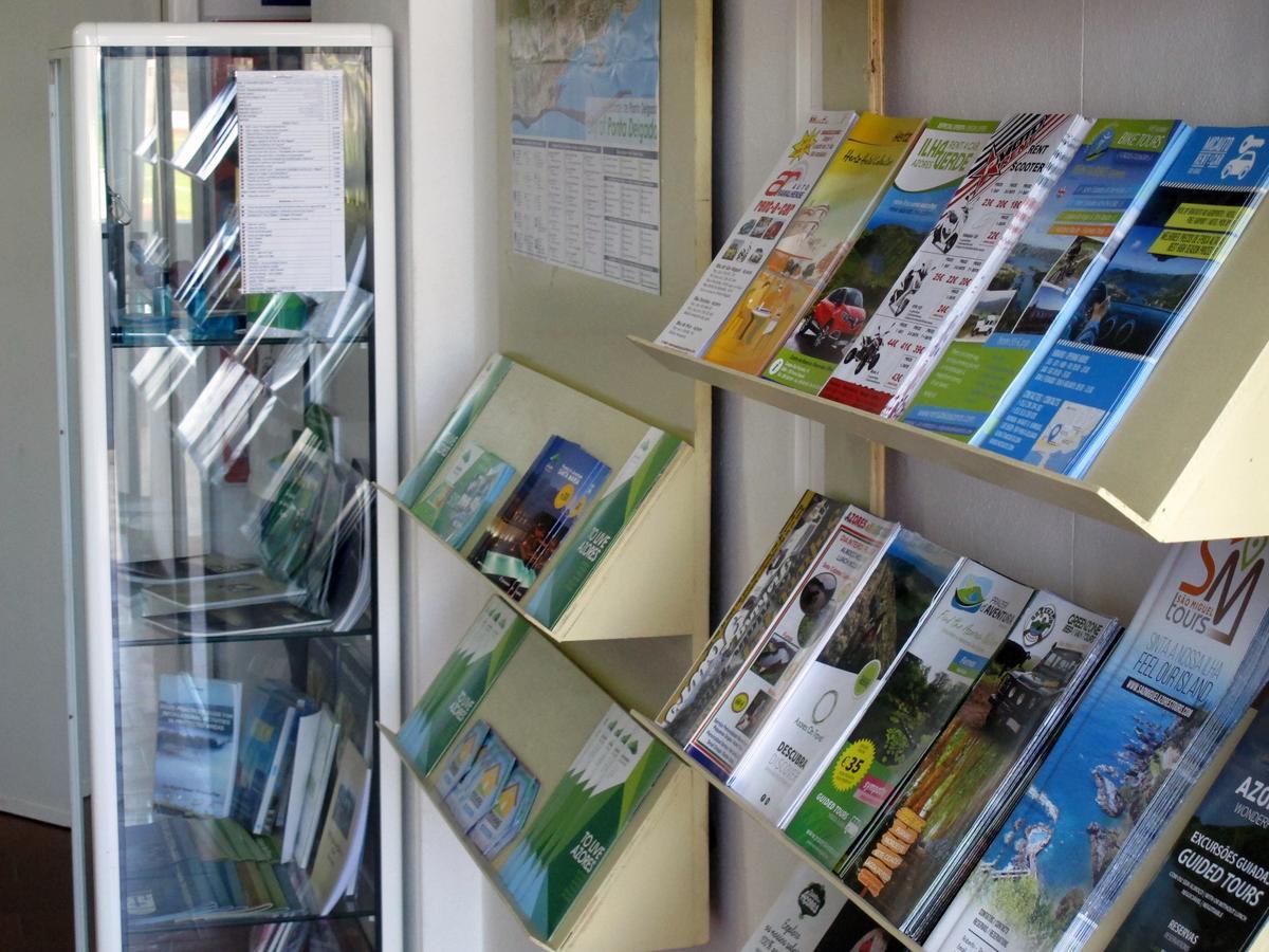 Azores Youth Hostels - Sao Miguel Ponta Delgada Buitenkant foto