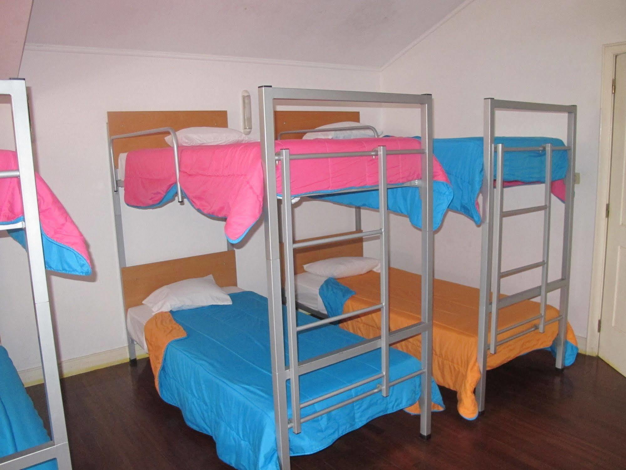 Azores Youth Hostels - Sao Miguel Ponta Delgada Buitenkant foto