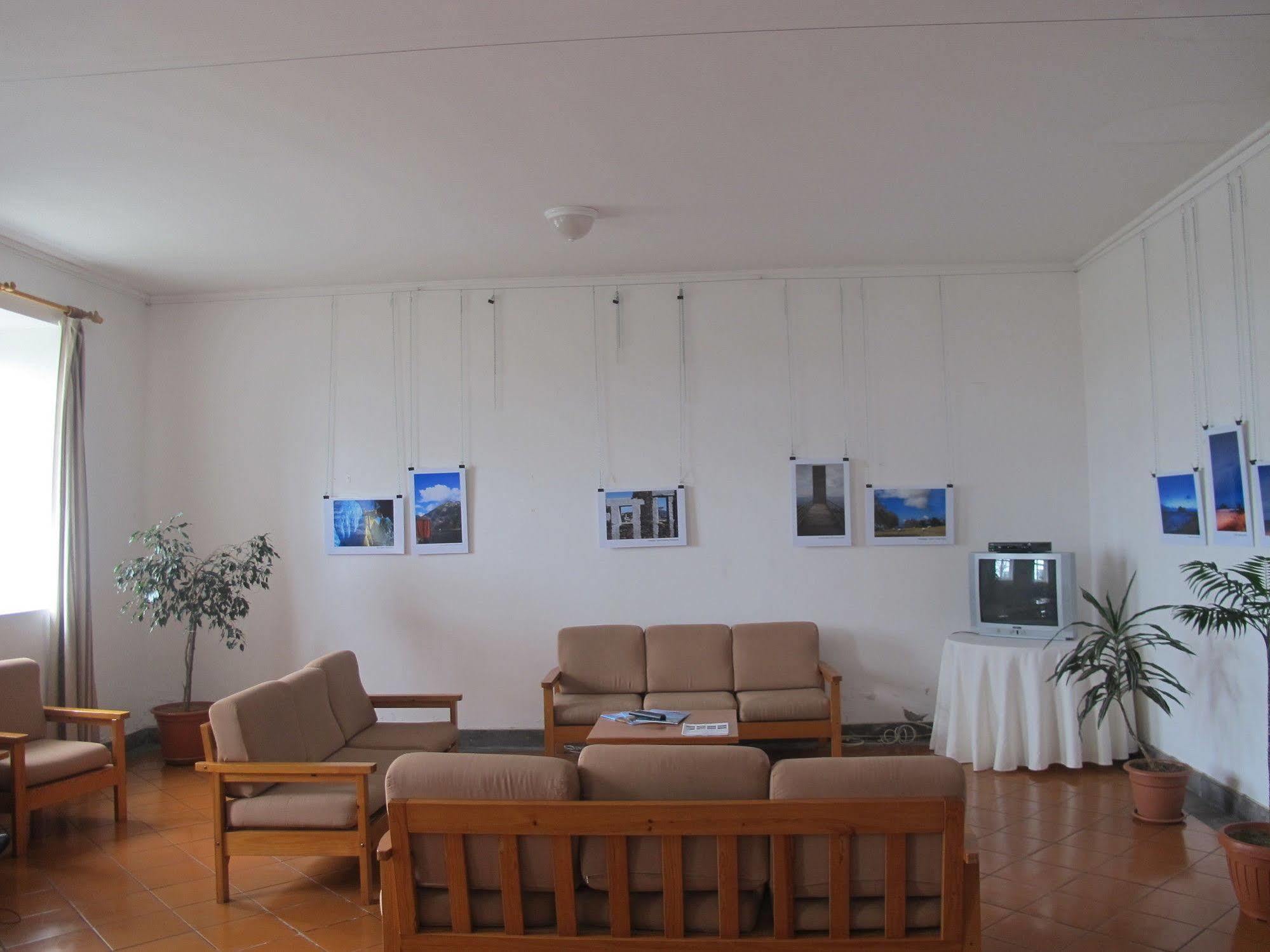 Azores Youth Hostels - Sao Miguel Ponta Delgada Buitenkant foto