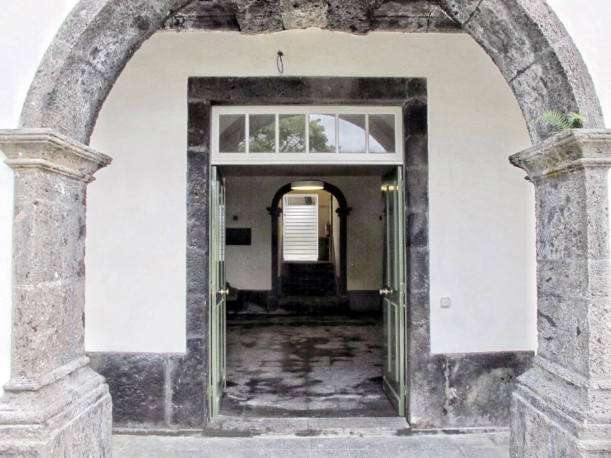 Azores Youth Hostels - Sao Miguel Ponta Delgada Buitenkant foto